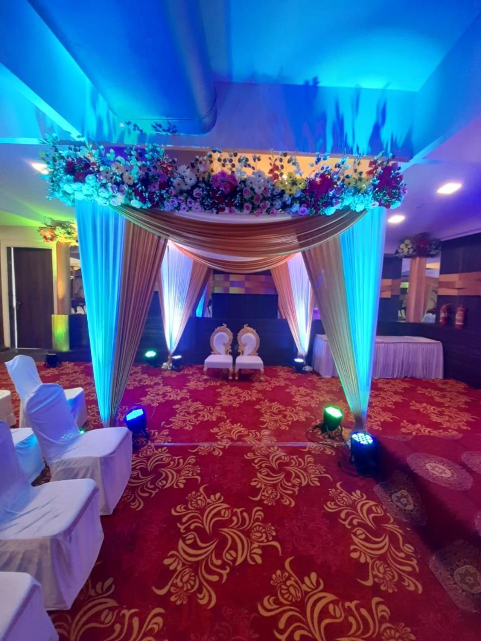 Hotel Mumbai House Juhu, Santacruz West, Mumbai Dış mekan fotoğraf